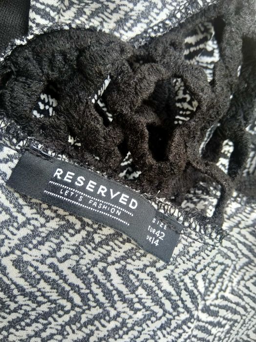 Rochie Reserved căptușită,măsură 42,până la genunchi