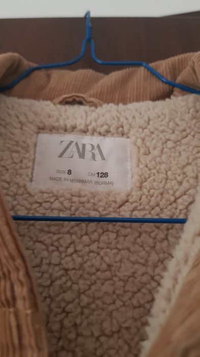 Vand geaca de fete ,marimea xxl, alba.