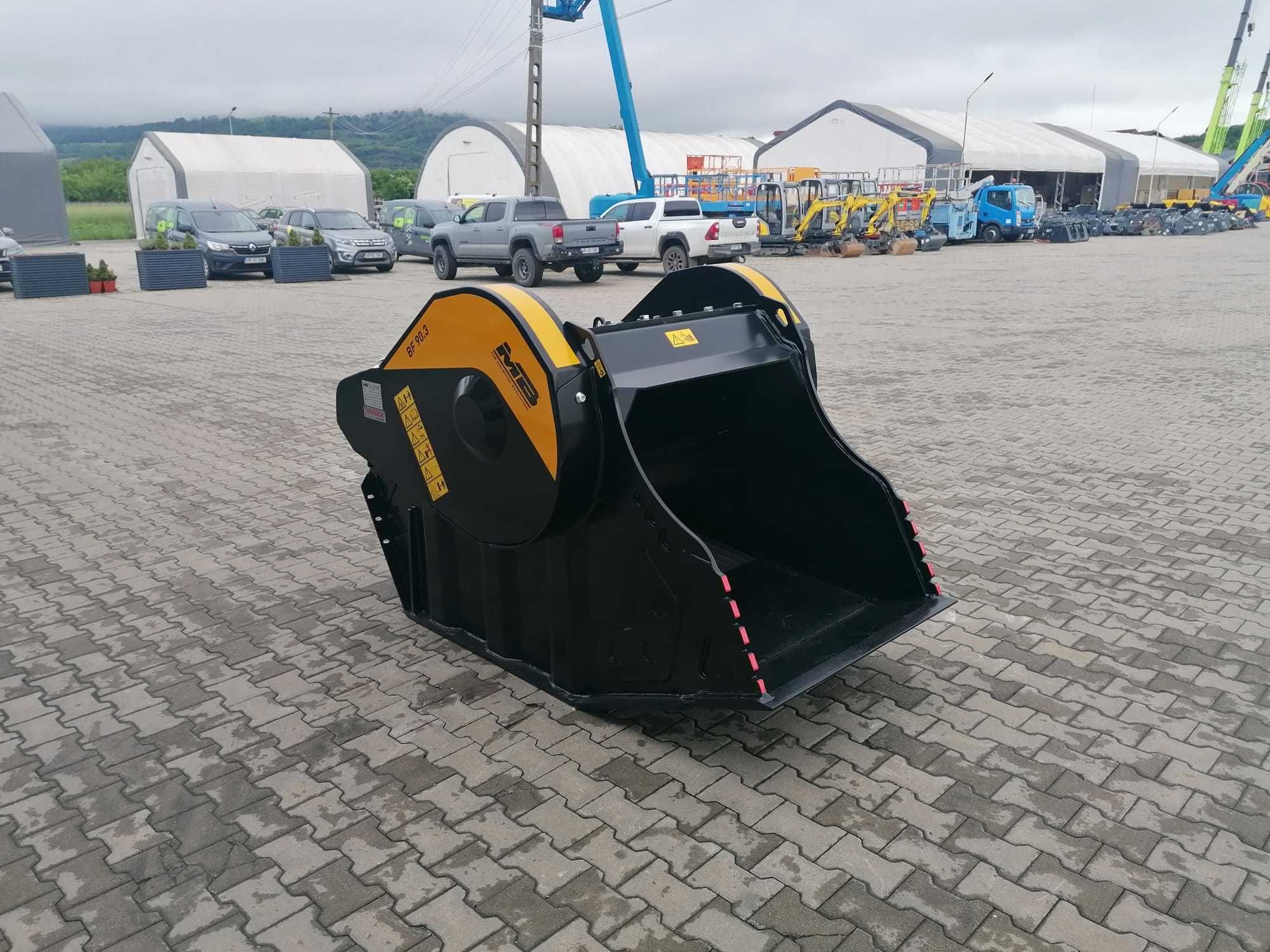 Cupa concasare MB Crusher BF90.3 S4 pentru excavatoare