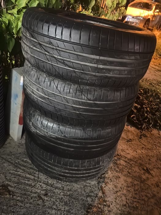 Летни гуми Goodyear 225/55/17
