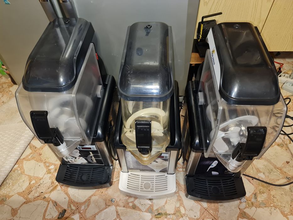 SPM cu 3 si 1 cupe originale ITALIA. aparate pentru granita caffè