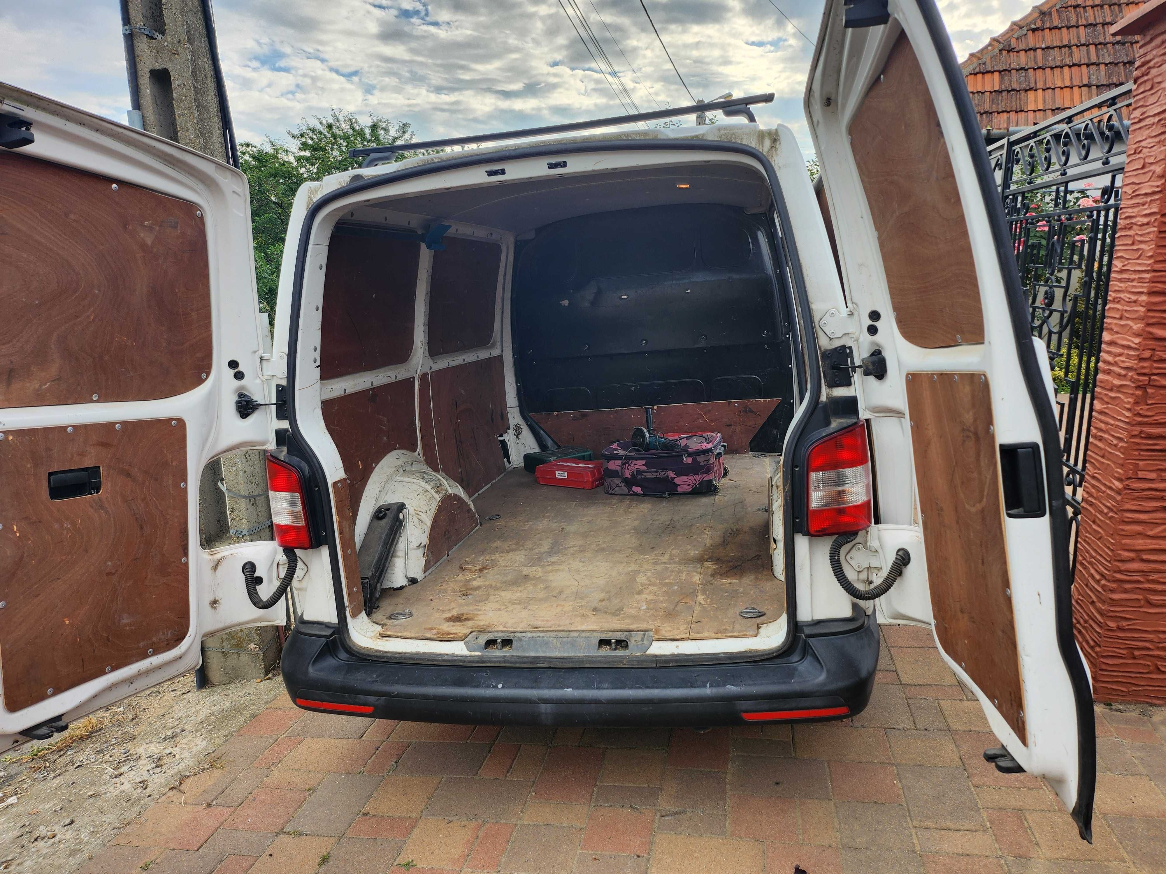 Vand vw T5 2015 in stare perfecta de functionare