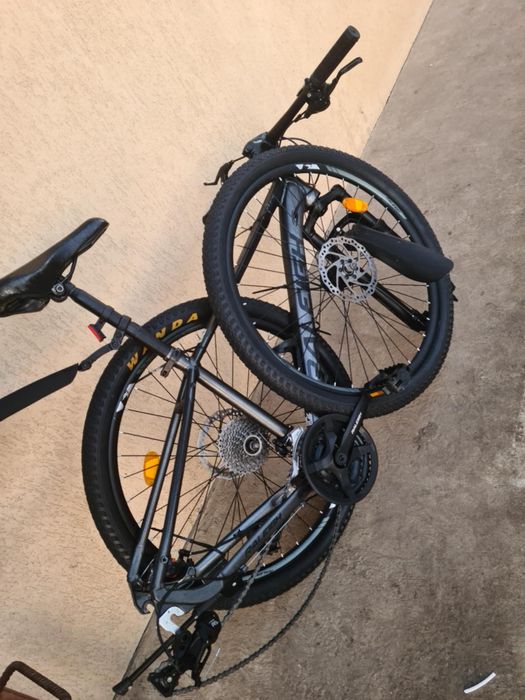 Vând bicicleta raleigh noua