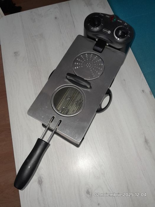 Friteoza cu ulei ideală pt. cartofi praǰiți