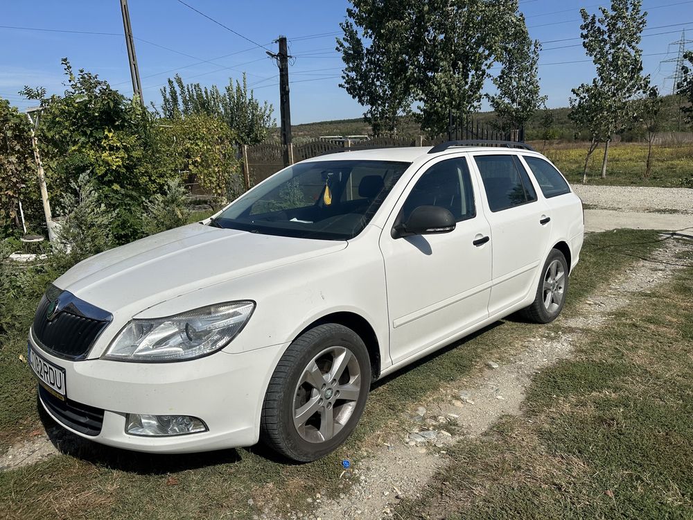 Vând Skoda Octavia 2. Nu necesita investiții.