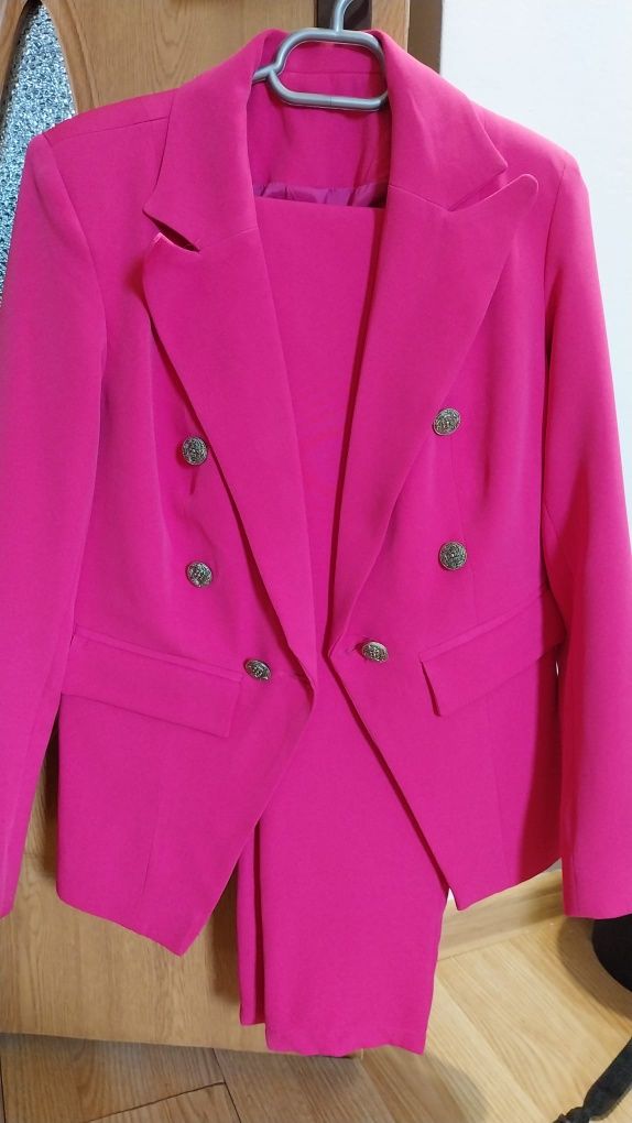 Sacou cu pantalon fuxia