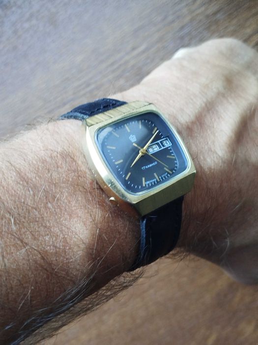 часы Полет Телевизор СССР 1981 год