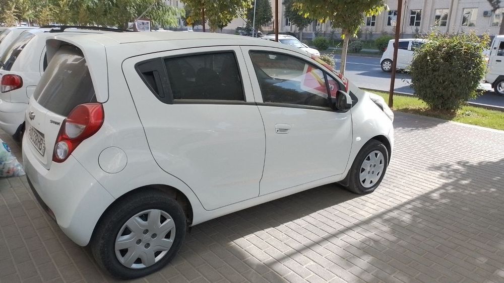 Chevrolete Spark 2015