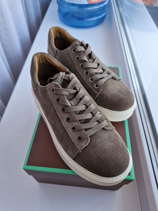 Продам новые кеды