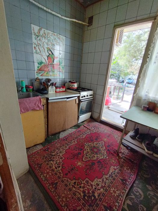 Продается 5х ком квартира в Сергели