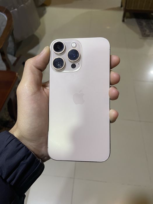 iPhone xr (16 pro max korpus)