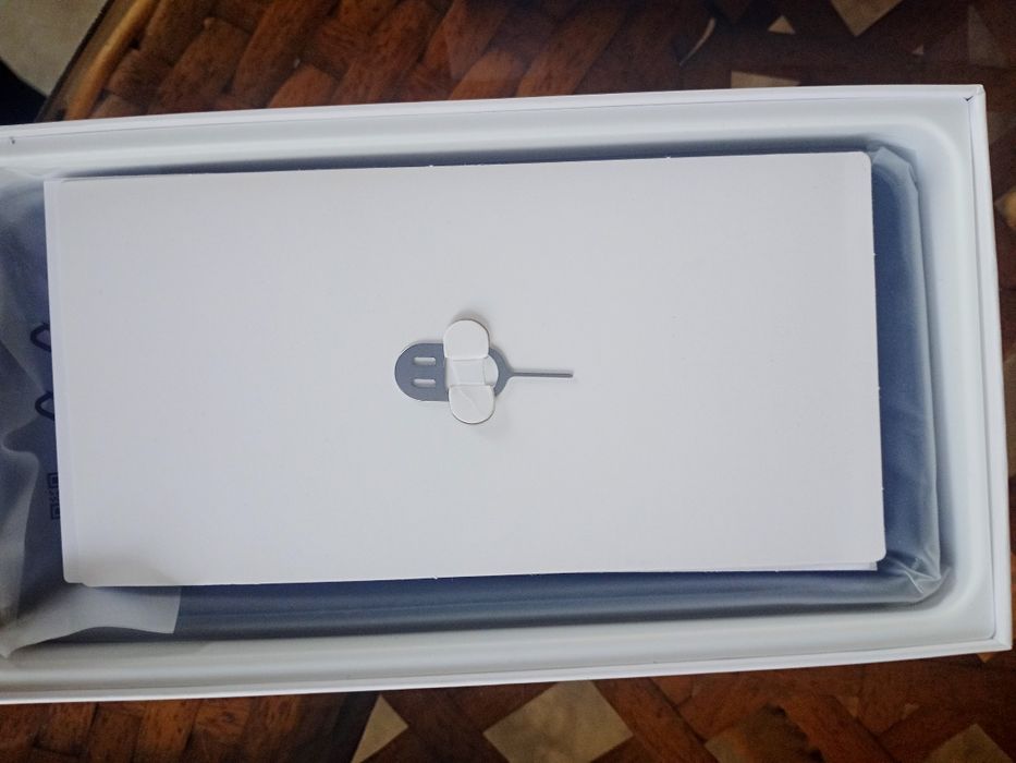 OPPO Reno 12 f AI Phone