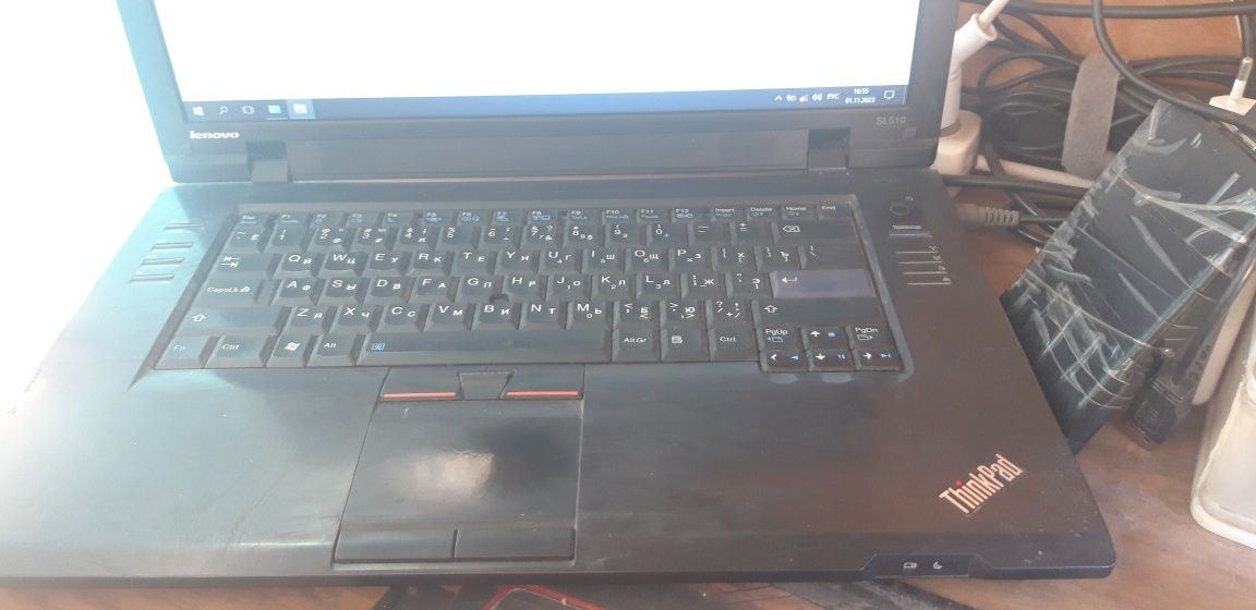 Lenovo ThinkPad. Saz islep tur