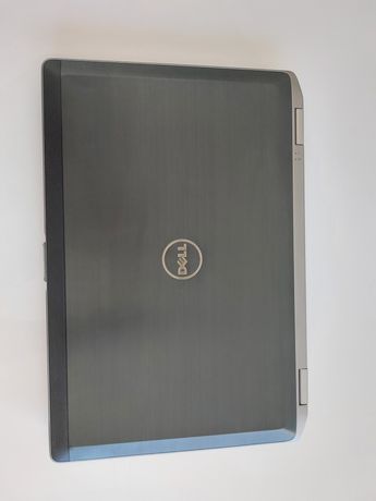 Dell Latitude e6520 - 15.6"