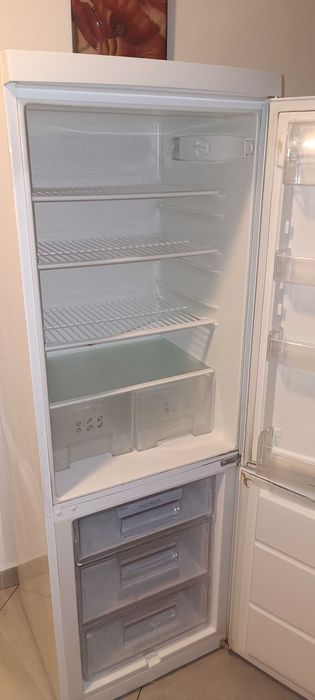 Combina frigorifica Zanussi