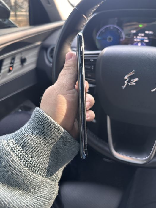 Iphone 11 pro max 256tali