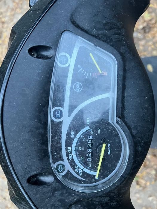 Pravasiz miniladigon skuter