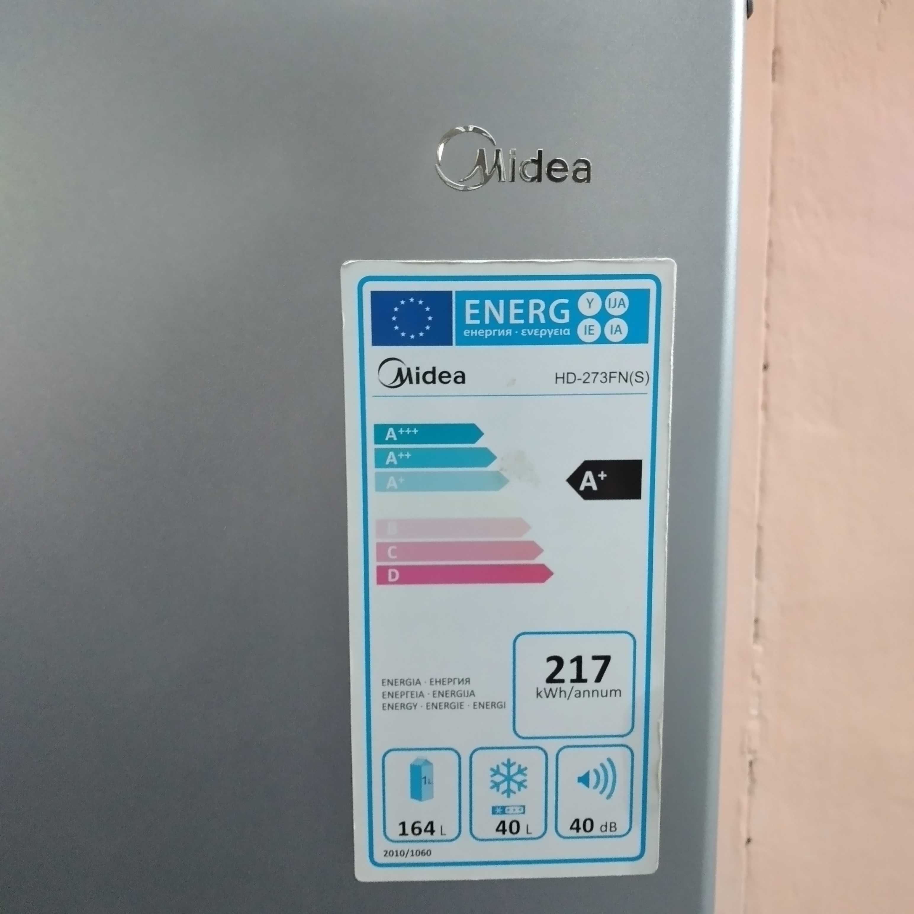 Холодильник  Midea