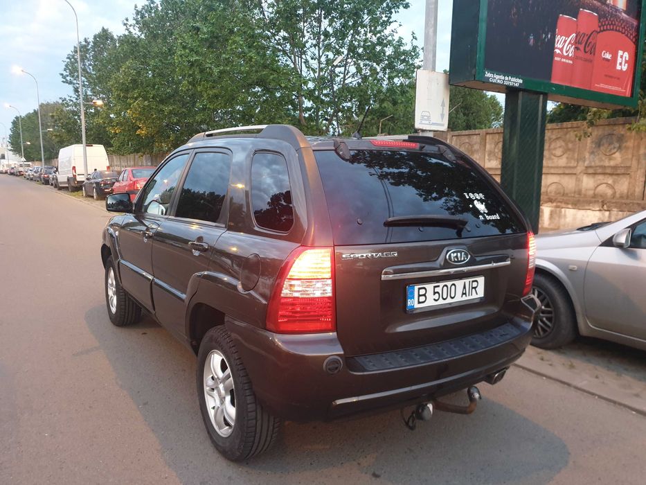 KIA SPORTAGE 2007 2 L Benzina 143 CP FARA Schimburi