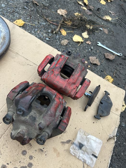 Задни спирачни апрати и дискове от BMW E46 3d/330i