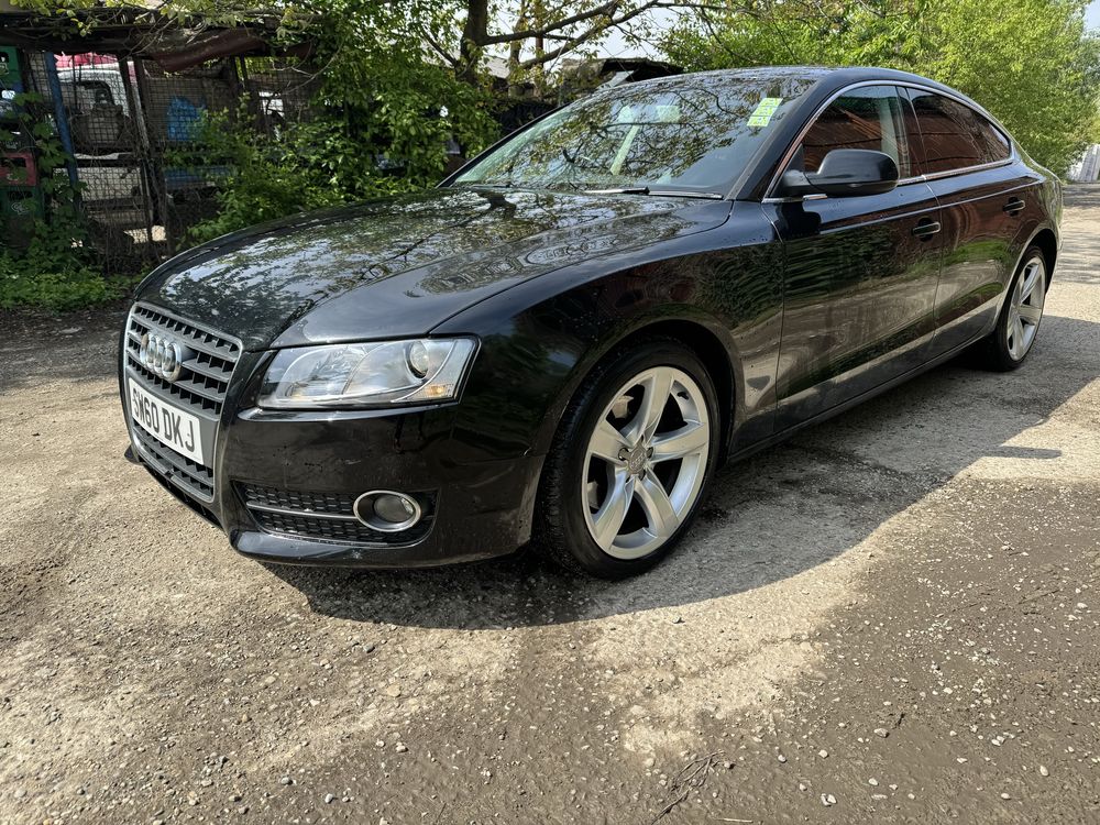 Dezmembrez Audi A5 sportback 2010 2.0 tdi