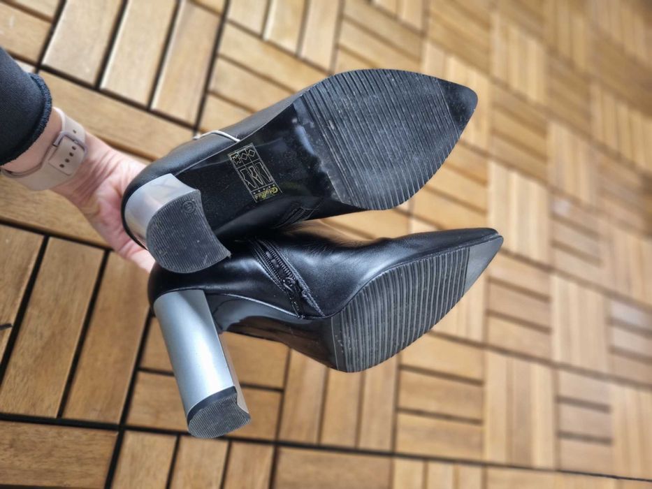 Botine din piele 38