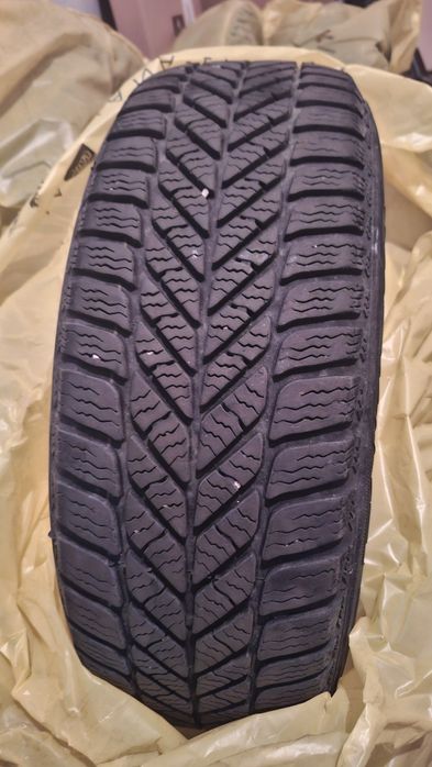 Зимни гуми 175х65х14 Debica ДОТ 2015г