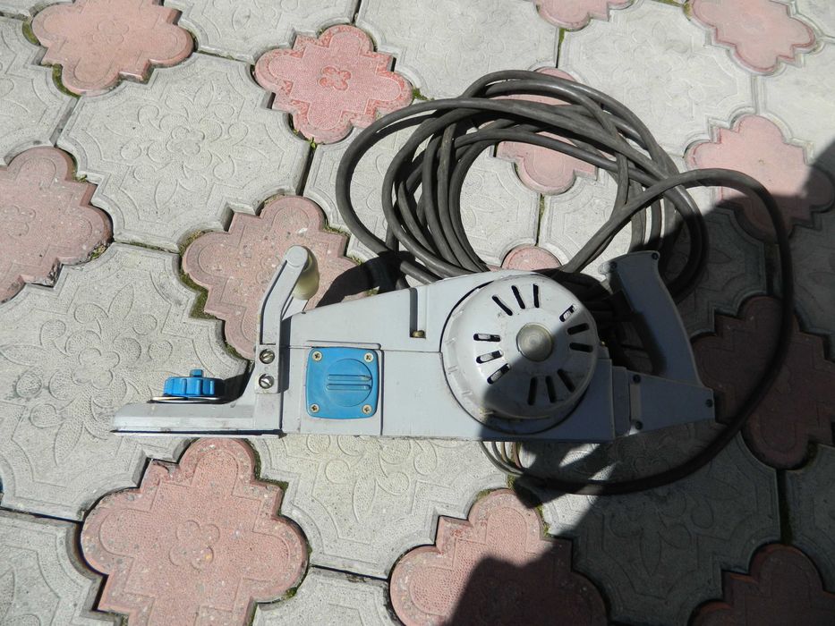 Masina ,Rindea electrica profesionala noua.