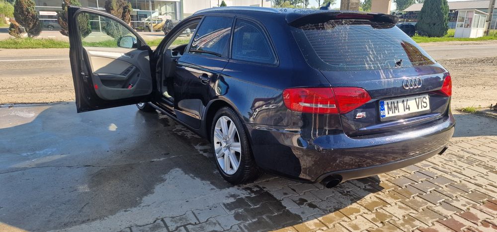Audi A4 B8 2.0tfsi 211cp