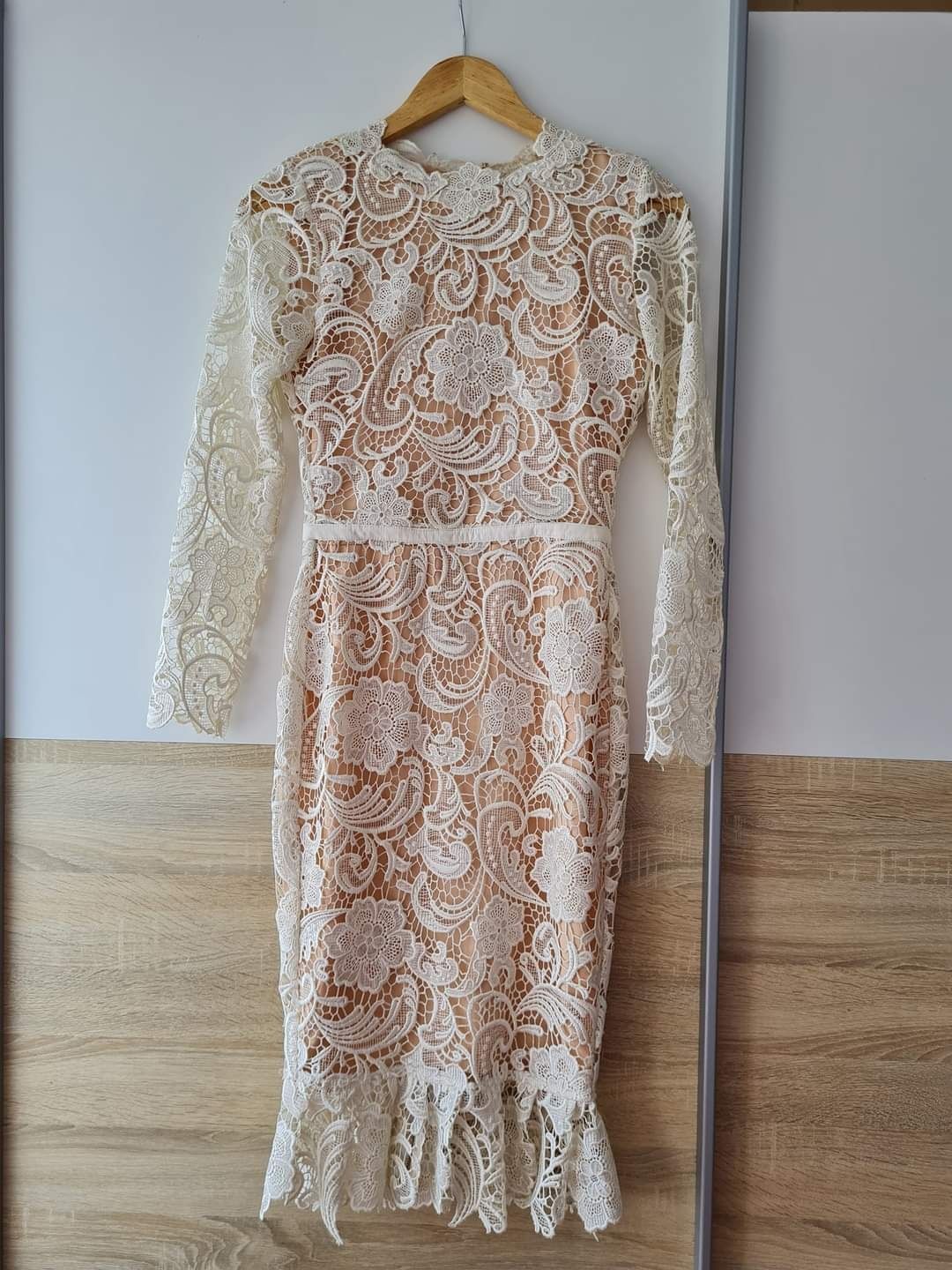 Rochie eleganta de ocazie din dantela