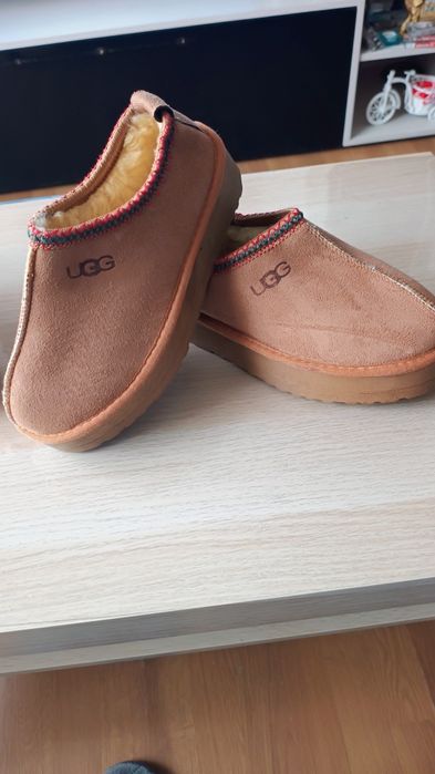 UGG noi damă mărimi 39 40