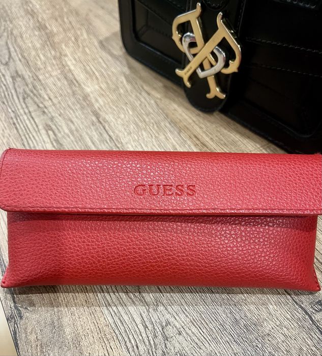 Уникални слънчеви очила GUESS