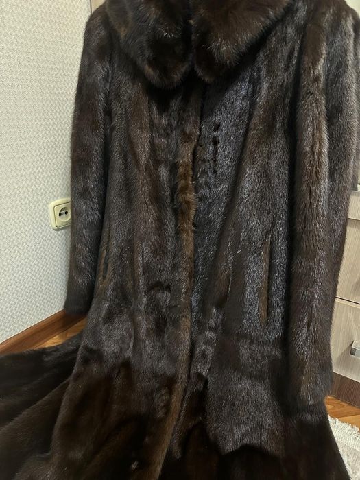 Норковая шуба продам