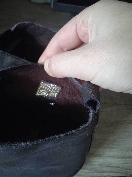 Ghete piele bronz, noi