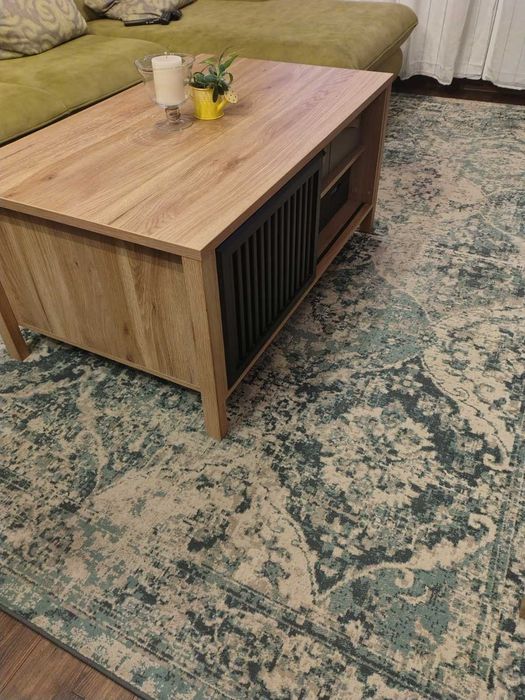 Холна маса от магазин Комо