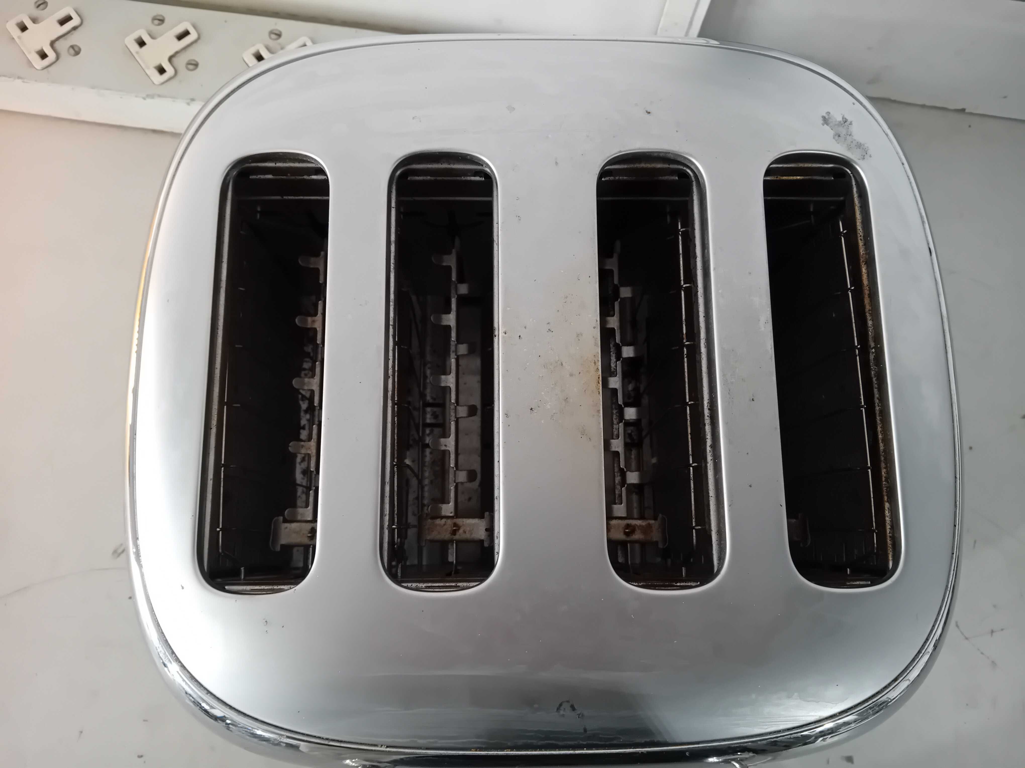 Тостер - Smeg 2100 W