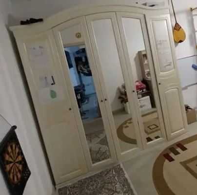 Продается шкаф 5и дверный
