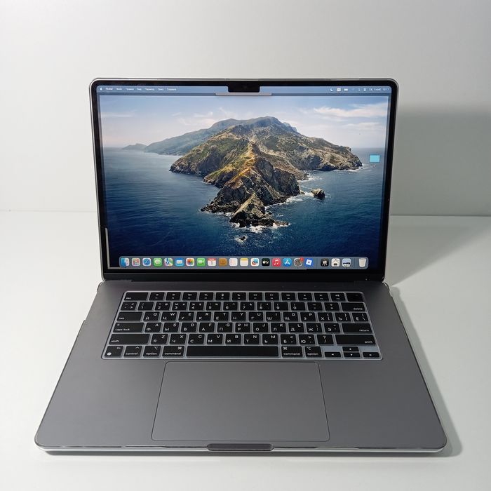 MacBook Air M3 2024