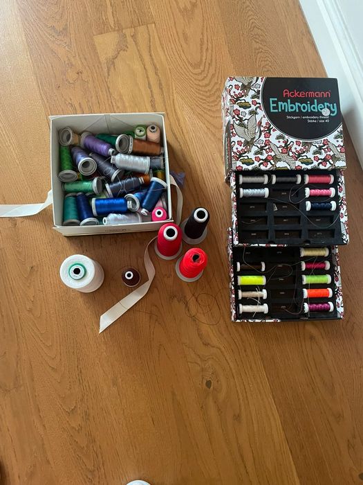 Set ata de brodat Madeira și Akerman plus suport