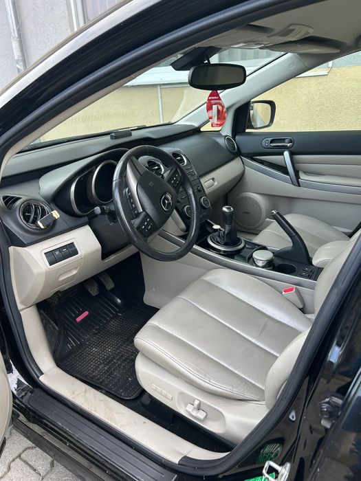 Mazda cx7 avariata