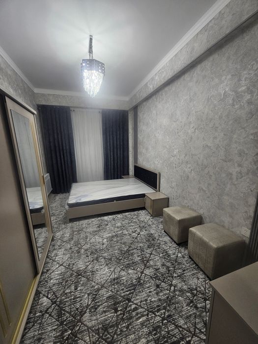 Учтепа тумани, Art House 1/8/12