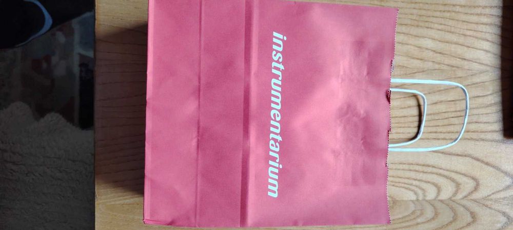 продавам подаръчни хартиени торбички