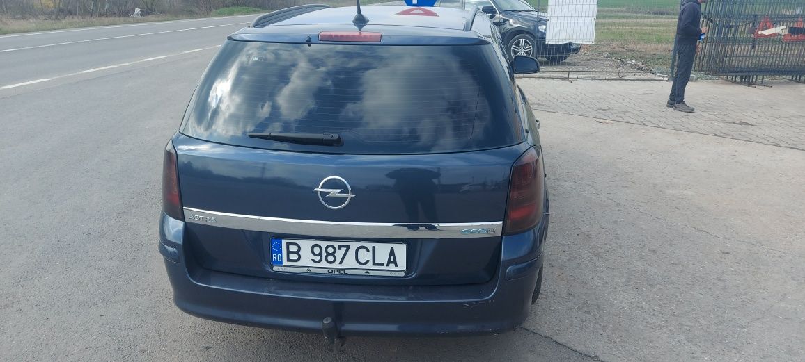 Opel astra h break