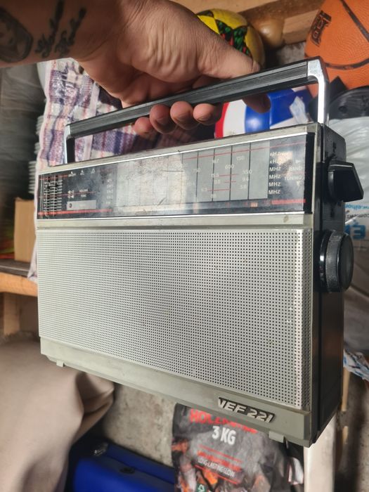 Radiocasetofon vechi 2 bucăți