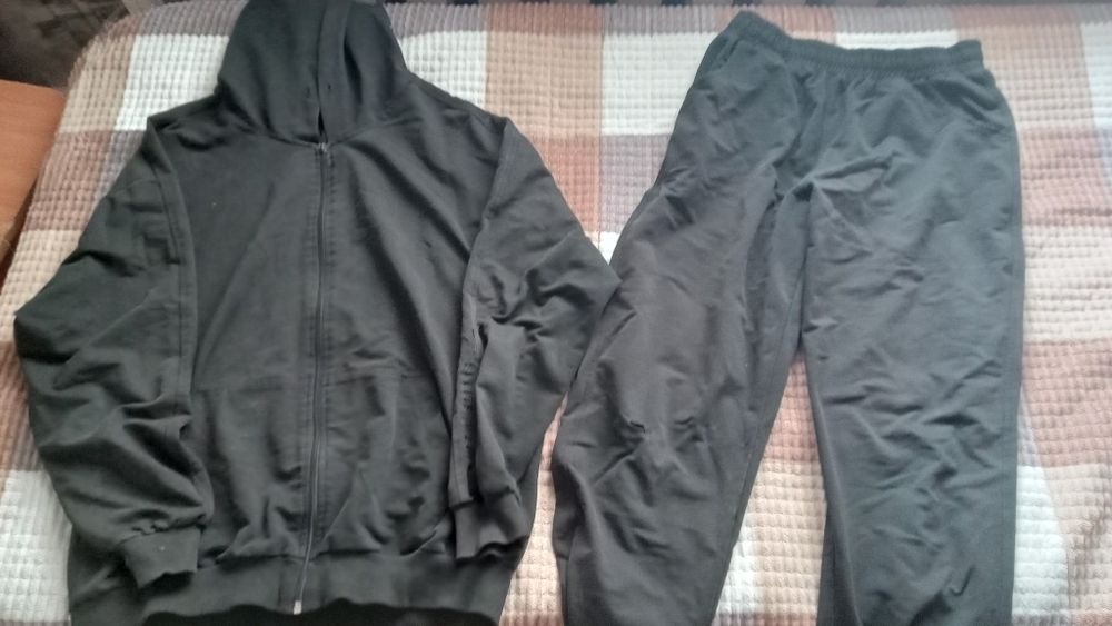 Продам чёрную спортивку и штаны