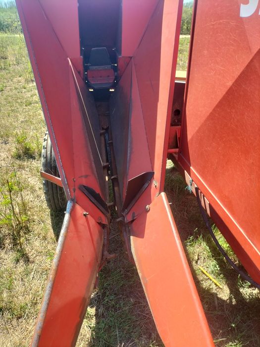 Vând șip tornado 35