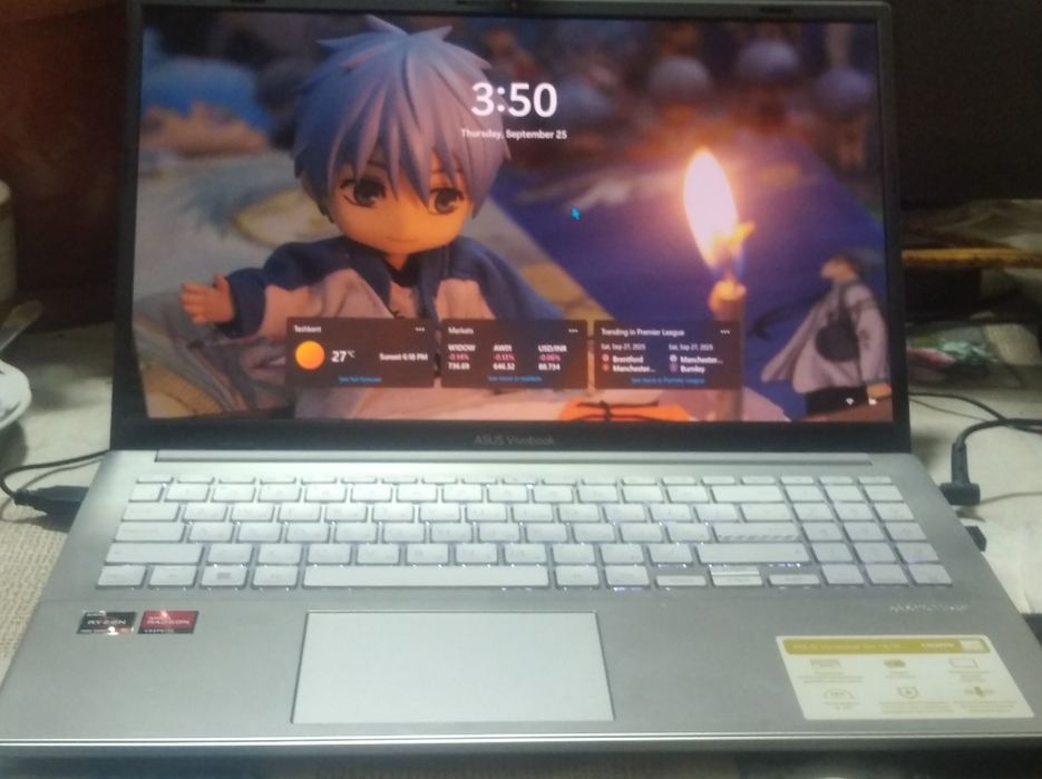 Salom, ASUS Vivobook 15 oled displeyli notebook SOTILADI.