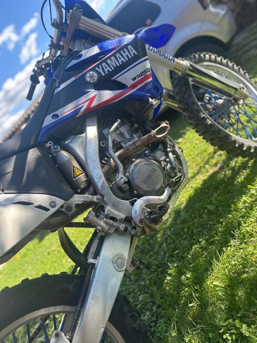 Vând Yamaha WRF250