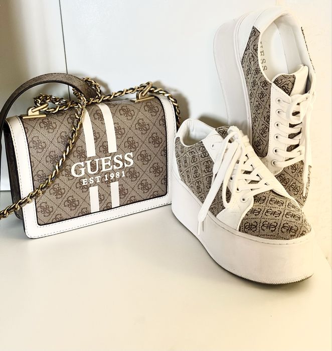 Guess сникърси на платформа и чанта