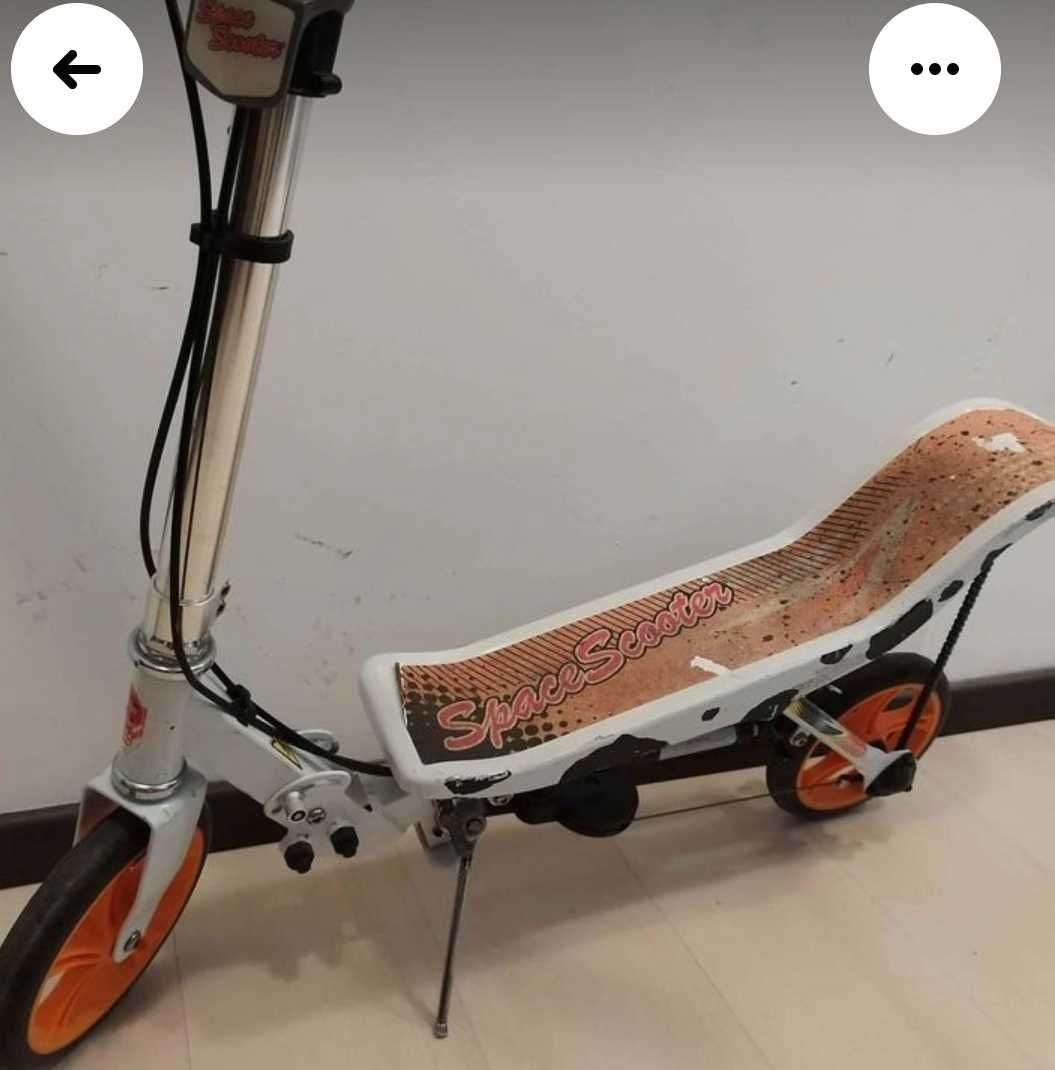 Bicicleta, space scuter